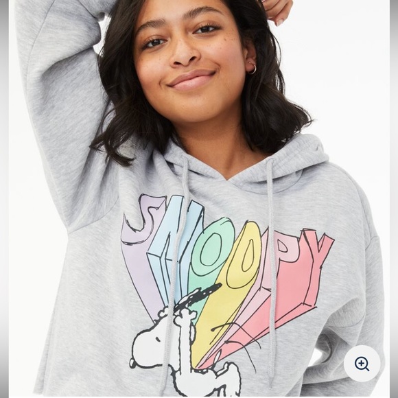 Super Snoopy Cropped Pullover Hoodie - Picture 3 of 9